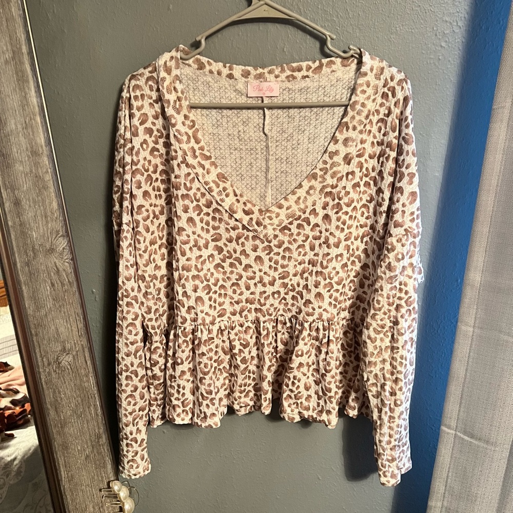 Pink lily shirt